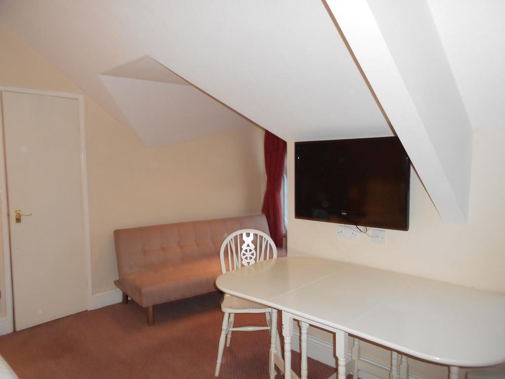 Marlborough Guest Accommodation Whitley Bay Room photo